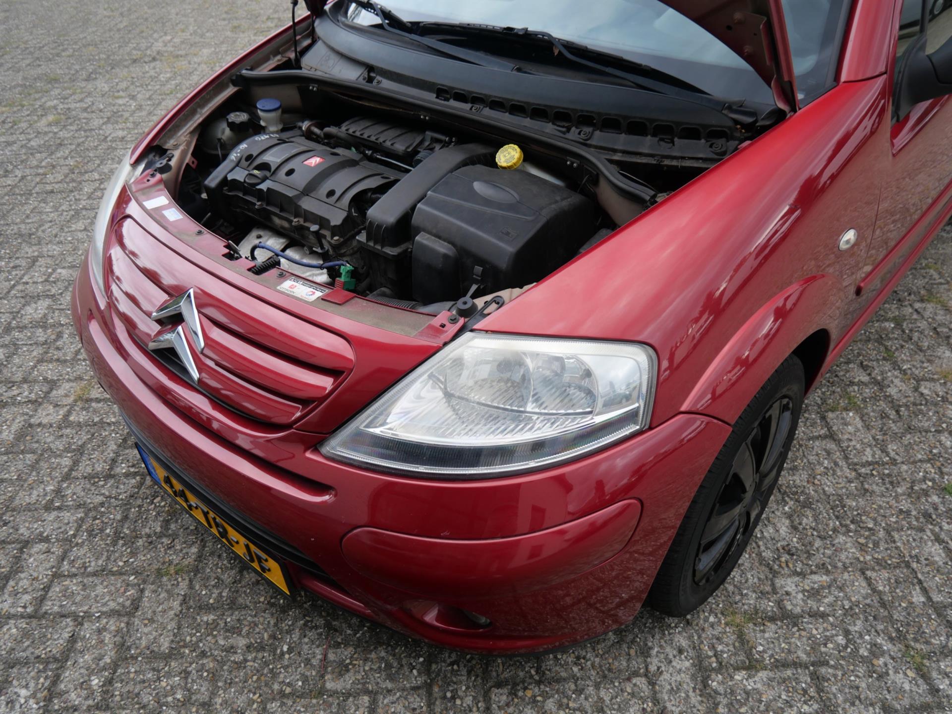 47407424-16.jpg