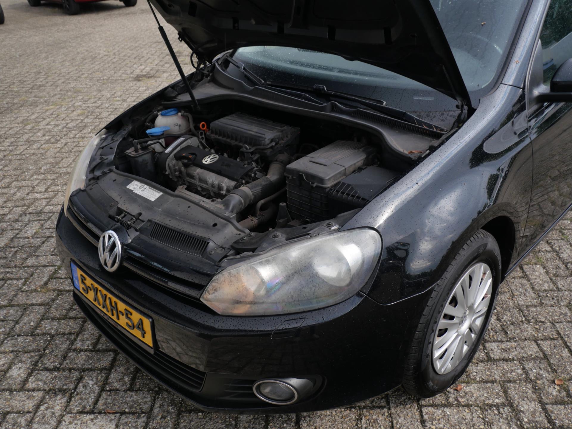 47430572-16.jpg