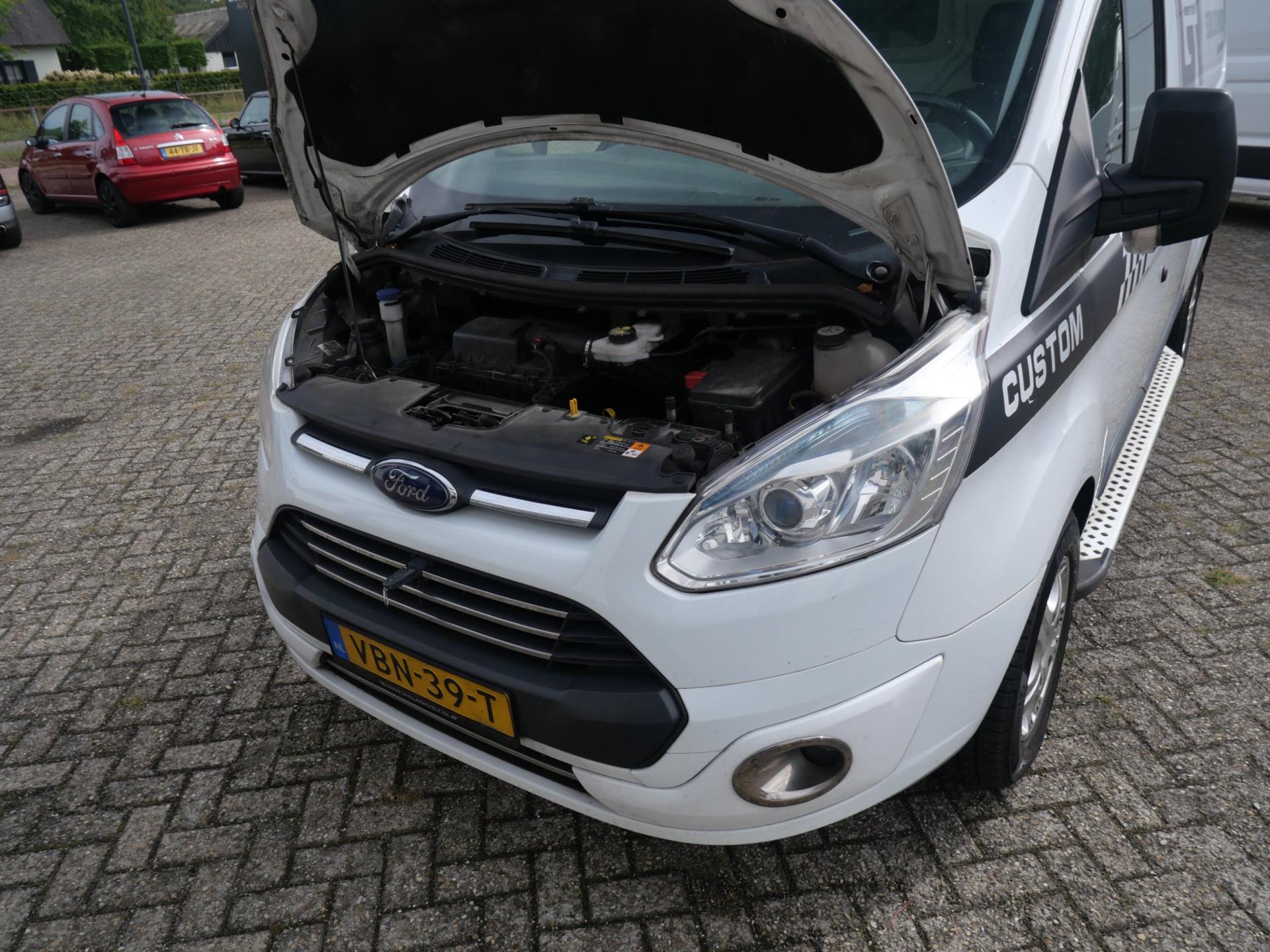 47463159-18.jpg